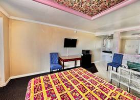 Downbeach Inn 4