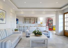 Mare Hotel Apartments 3