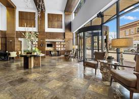 Oxford Hotel Bend 3