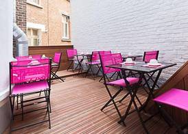 HOTEL AMBASSADEUR 4