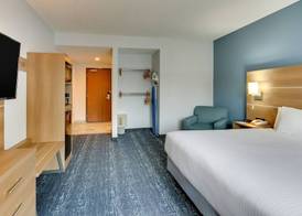 Parkshore Resort 3