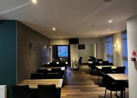 Crown Hotel & Bar 2
