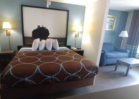 Super 8 Motel by Wyndham near Fort Lauderdale Arpt 5