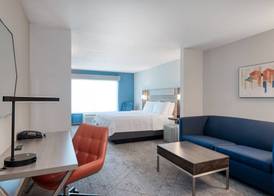 Holiday Inn Express & Suites INDIANAPOLIS SOUTH – GREENWOOD by IHG 3