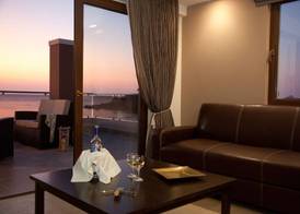 Golden Bay 4