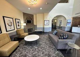 Best Western Plus Bass Hotel & Suites 2