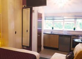 United Lodge Hotel 4