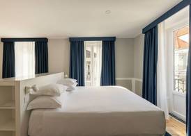 Esqina Apartments 4