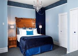 Pendray Inn and Tea House 4