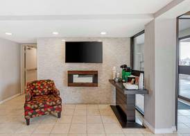 Quality Inn 5