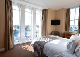Laichmoray Hotel 5