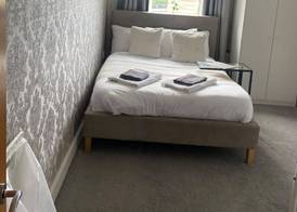 2 Bedroom Near Ocean Village Marina Port Apartment 5