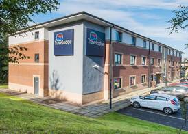 Travelodge Dunfermline 4