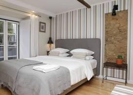 Flores Guest House 2