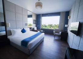 Essentia Luxury Hotel Indore 5