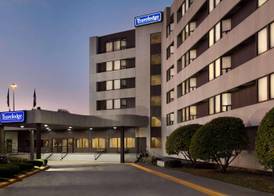 Travelodge by Wyndham Toronto East (CLOSED) 3