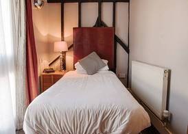 The Saracens Head Hotel - The Coaching Inn Group 5