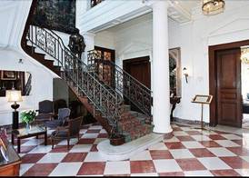 Château De La Motte Fenelon 2
