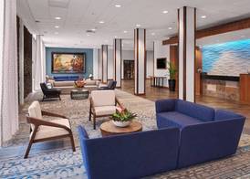 Courtyard by Marriott King Kamehameha's Kona Beach Hotel 2