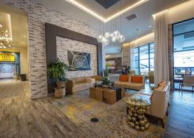 Holiday Inn & Suites NASHVILLE DOWNTOWN - BROADWAY by IHG 3