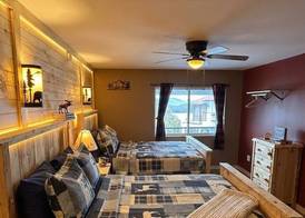 The Lake George Inn 5