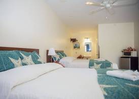 Orange Hill Beach Inn 3