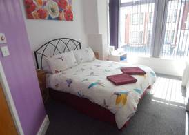 Llanryan Guest House 3