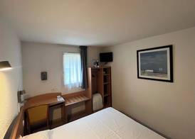 Brit Hotel Essentiel Millau 4
