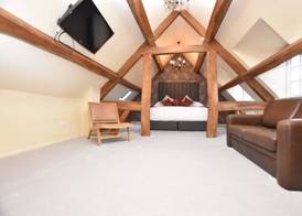 The Halford Bridge Inn 2