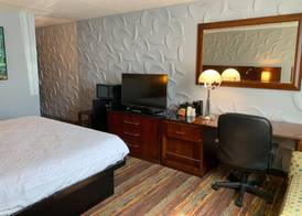 Albany Airport Inn 4