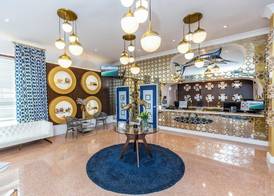 Oceanside Hotel and Suites 4