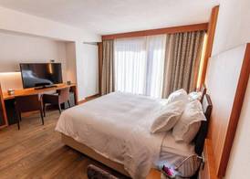 Hotel Alaska Cortina 5