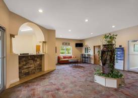 SureStay Hotel by Best Western Whittington Rend Lake 3