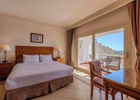Continental Plaza Beach Resort 5