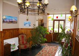Elen's Castle Bed, Breakfast and Bar 2