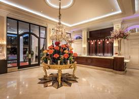 Beverly Hills Plaza Hotel & Spa 4