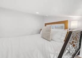 Basecamp Lodge 5