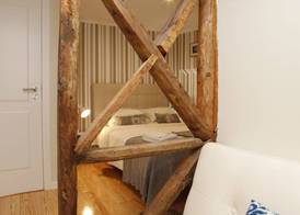 Flores Guest House 4