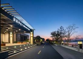 voco Thousand Island Lake by IHG 2