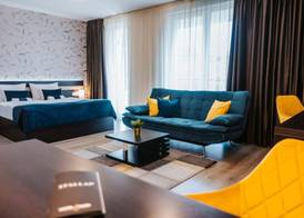 Hotel Auris 4