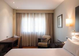 Hotel Ciudad de Valladolid 4