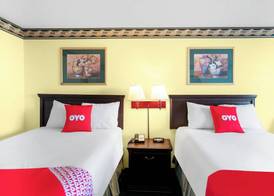 OYO Hotel Oklahoma City South I-35 and SE 29th 5