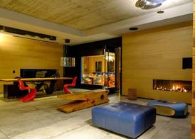 Essence Hotel 3