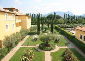 Delfina Palace Hotel 3