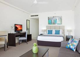 Rydges Esplanade Resort Cairns 3