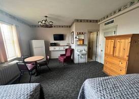 Canfield Hotel 3