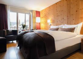 Hotel Adula 3