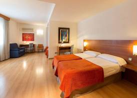 Hotel Torre Monreal 4