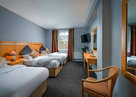 Queens Hotel 4
