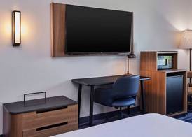Fairfield Inn & Suites Burlington 4